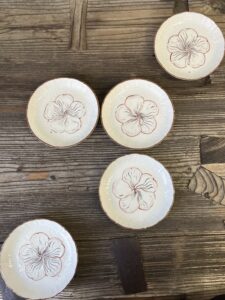 古九谷手金銀彩桜文皿