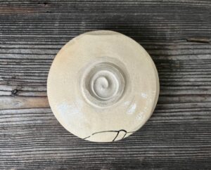 九代大樋長左衛門作鈴絵平茶碗