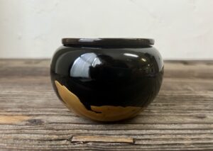 五綴鉄鉢蒔絵茶器