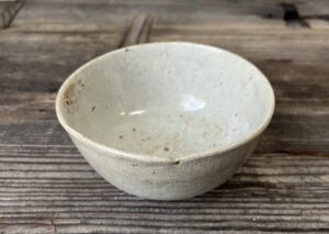 堅手茶碗