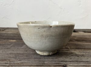 堅手茶碗