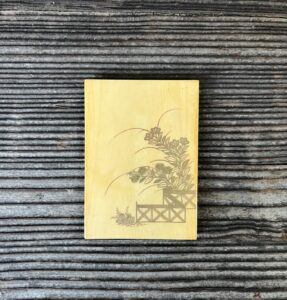 象牙蒔絵蓋物