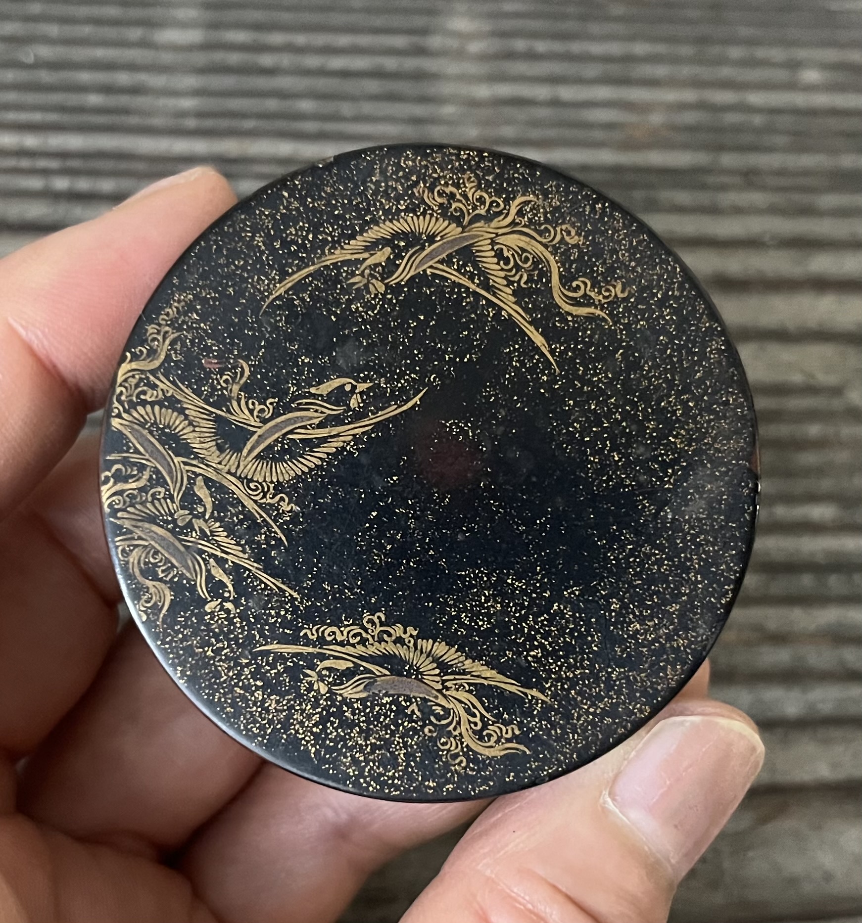 時代瑞鳥蒔絵錫縁丸香合