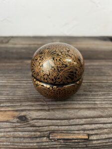 時代菊桐秋草蒔絵蹴鞠茶器