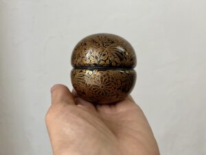 時代菊桐秋草蒔絵蹴鞠茶器