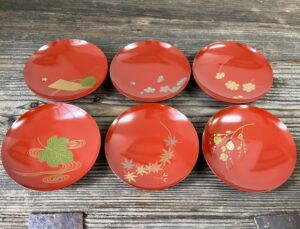 守屋松亭作絵変わり引杯