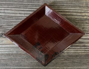 羊歯蒔絵図替わり菱銘々皿