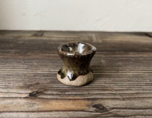 野村得庵手造千切蓋置