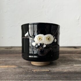 初代真葛香山作梅之畫茶碗乾山写