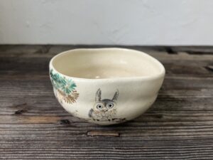 初代真葛香山作　ミミズク茶碗仁清写